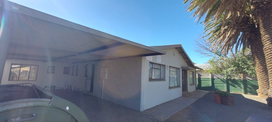 23 Bedroom Property for Sale in Brandwag Free State